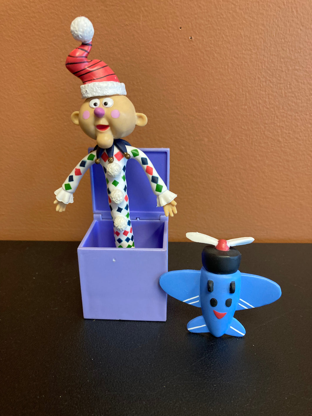 Memory Lane Rudolph Islands Of Misfit Toys Charlie-In-The-Box And Plane Figure Preowned