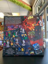 Load image into Gallery viewer, ENEMIES OF GOTHAM CITY Batman The Animated Series Board Game
