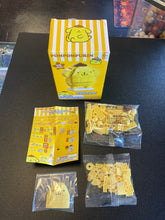 Load image into Gallery viewer, POMPOMPURIN Block Figure Building Set
