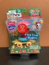 Load image into Gallery viewer, MGA Entertainment Mini Lalaloopsy Silly Pet Parade Tea Time Wagon
