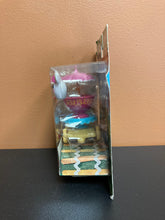 Load image into Gallery viewer, MGA Entertainment Mini Lalaloopsy Silly Pet Parade Tea Time Wagon
