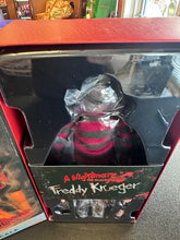 Load image into Gallery viewer, Sideshow Sixth Scale Nightmare Freddy Krueger Sixth Scale Figure
