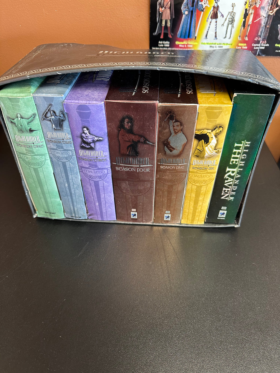 Highlander The Complete Series (DVD Set) PREOWNED WATER DMG