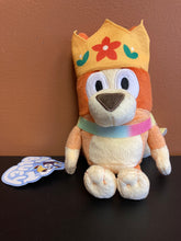 Load image into Gallery viewer, Bluey Friends Queen Bingo Plush
