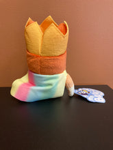Load image into Gallery viewer, Bluey Friends Queen Bingo Plush
