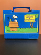 Load image into Gallery viewer, THERMOS co Snoopy and Woodstock Plastic Lunchbox
