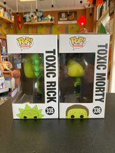 Load image into Gallery viewer, FUNKO POP Toxic Rick 335 And Morty 336 Set Of 2 Pops
