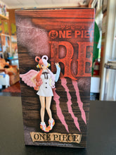 Load image into Gallery viewer, BANPRESTO One Piece Film Red DXF ~The Grandline Lady~ vol.1
