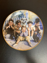 Load image into Gallery viewer, King World The Little Rascals Limited Edition Decorative Plate Preowned
