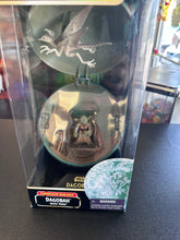 Load image into Gallery viewer, Star Wars The Power of the Force Complete Galaxy Dagobah with Yoda
