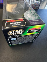 Load image into Gallery viewer, Star Wars The Power of the Force Complete Galaxy Dagobah with Yoda
