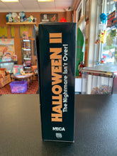 Load image into Gallery viewer, NECA Halloween II 40 Years Ultimate Michael Myers &amp; Dr.Loomis Figures AUTOGRAPHED
