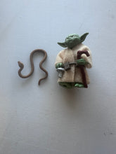 Load image into Gallery viewer, Kenner Star Wars 1980 Yoda with PAC-MAN Eyes Complete Preowned Figure
