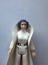 Load image into Gallery viewer, Kenner Star Wars 1977 Princess Leia Organa with Cape Preowned Figure

