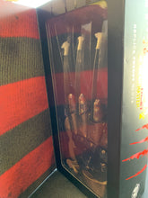 Load image into Gallery viewer, A NIGHTMARE ON ELM STREET 4 THE DREAM MASTER REPLICA FREDDY GLOVE (Preowned)
