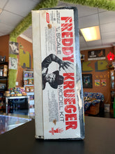 Load image into Gallery viewer, SCREAMIN’ Freddy Krueger 1/4 Scale Model Kit
