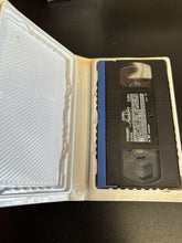 Load image into Gallery viewer, DISNEY PLATINUM EDITION ALADDIN VHS PREOWNED
