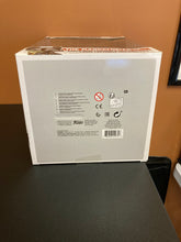 Load image into Gallery viewer, FUNKO POP Star Wars The Mandalorian With The Child 380 New In Box
