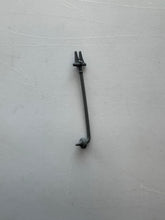 Load image into Gallery viewer, Kenner Star Wars 1984 Rancor Keeper Vibroblade Weapon Preowned
