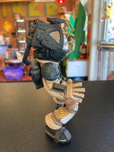 Load image into Gallery viewer, MINI EPIC Aliens Face Hugger Figure
