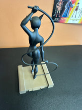 Load image into Gallery viewer, DC Gallery Diamond Select The New Batman Adventures Catwoman PVC Statue Figure PREOWNED
