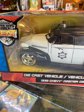 Load image into Gallery viewer, JADA Badge City Heat 1939 Chevy Master Deluxe Die-Cast Vehicle 1:24 Scale
