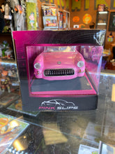 Load image into Gallery viewer, JADA 1957 Chevrolet Corvette Die-Cast Vehicle 1:24 Scale
