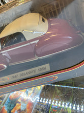 Load image into Gallery viewer, SIGNATURE MODELS 1947 Delahaye 135M Die-Cast Vehicle 1:18 Scale
