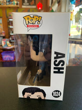 Load image into Gallery viewer, FUNKO POP Army Of Darkness Ash 1024 HotTopic Exclusive
