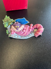 Load image into Gallery viewer, Disney Showcase “The Cat’s Meow” 6001274 Cheshire Cat Figurine Preowned
