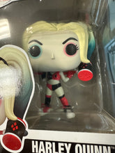 Load image into Gallery viewer, FUNKO POP HEROES DC HARLEY QUINN 494
