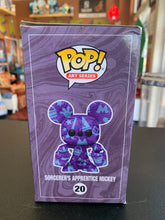Load image into Gallery viewer, FUNKO POP Art Series Disney Sorcerer’s Apprentice Mickey 20 Special Edition
