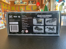 Load image into Gallery viewer, NECA CINE MACHINES Aliens M577 APC VEHICLE
