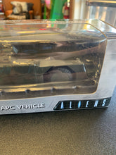 Load image into Gallery viewer, NECA CINE MACHINES Aliens M577 APC VEHICLE

