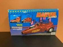 Load image into Gallery viewer, TOY BIZ Marvel Super Heroes The Spider-Man Dragster Launching Spiderweb Disc Preowned
