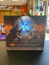 Load image into Gallery viewer, MATTEL Masters Of The Universe Chronicles He-Man &amp; Skeletor 2 Pack Action Figures
