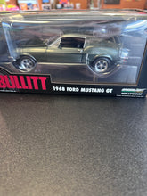 Load image into Gallery viewer, Greenlight Hollywood Bullitt 1968 Ford Mustang GT 1:24 Scale
