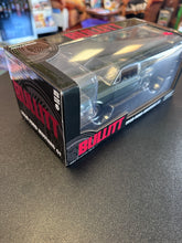 Load image into Gallery viewer, Greenlight Hollywood Bullitt 1968 Ford Mustang GT 1:24 Scale
