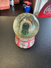Load image into Gallery viewer, Enesco Harry Potter Door Glitter Globe No Music Preowned

