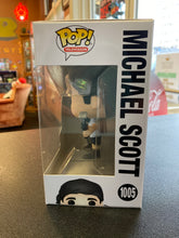 Load image into Gallery viewer, FUNKO POP The Office Michael Scott 1005
