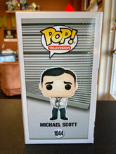 Load image into Gallery viewer, FUNKO POP The Office Michael Scott 1044
