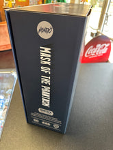 Load image into Gallery viewer, Mondo Batman The Animated Series 1:6 Scale Mask of The Phantasm
