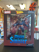 Load image into Gallery viewer, DIAMOND SELECT TOYS MARVEL The Uncanny X-Men Mister Sinister Figure
