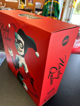 Load image into Gallery viewer, Mondo Batman The Animated Series Harley Quinn 1:6 Scale
