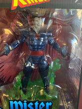 Load image into Gallery viewer, DIAMOND SELECT TOYS MARVEL The Uncanny X-Men Mister Sinister Figure
