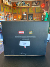 Load image into Gallery viewer, DIAMOND SELECT TOYS MARVEL The Uncanny X-Men Mister Sinister Figure
