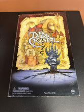 Load image into Gallery viewer, Sideshow The Dark Crystal Kira &amp; Jen 12” Figures Set of 2 Box Damage
