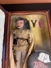 Load image into Gallery viewer, Sideshow The Dark Crystal Kira &amp; Jen 12” Figures Set of 2 Box Damage
