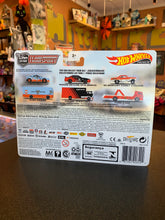 Load image into Gallery viewer, HOT WHEELS Team Transport Gulf Lancia Rally 037 &amp; Euro Hauler #26
