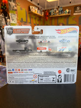 Load image into Gallery viewer, HOT WHEELS Team Transport Black Hole ‘66 Super Nova Retro Rig #7
